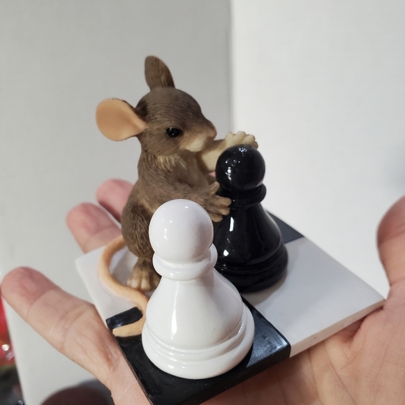 Charming tails Chess Fitz & Floyd "It's Your Move" Queens Gambit L👀K 🐀♟️ - Picture 6 of 15